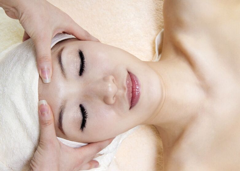 massage to firm and rejuvenate the skin